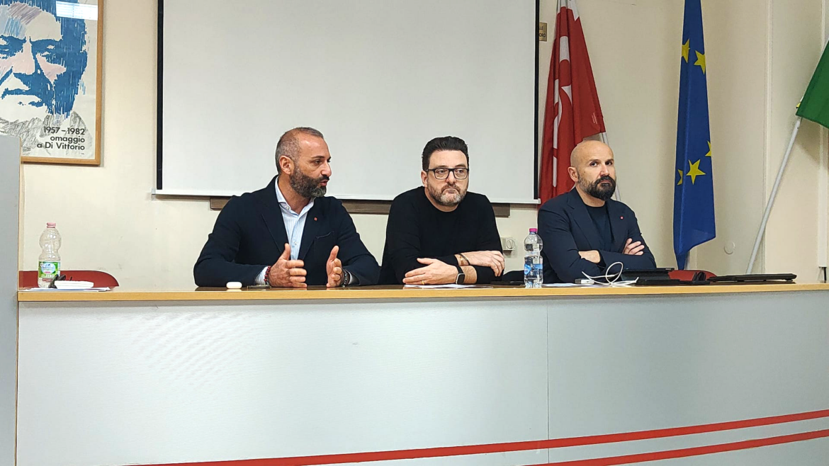 conferenza-stampa-cgil-fiom